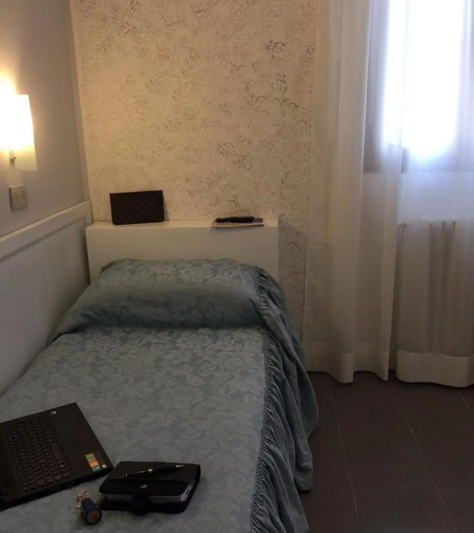 Hotel New H Marte 81 Milano